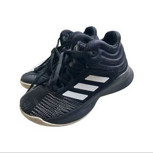Adidas Unisex Pro Spark kids Basketball shoe